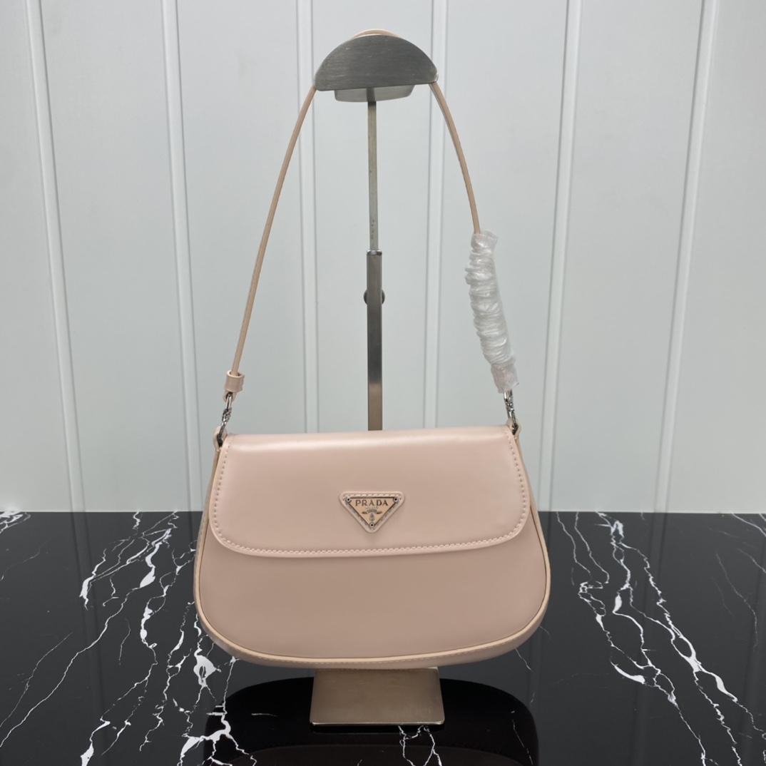 Prada Cleo gebürstete Leder Umhängetasche mit Klappe 1BD311 Pink/Weiß