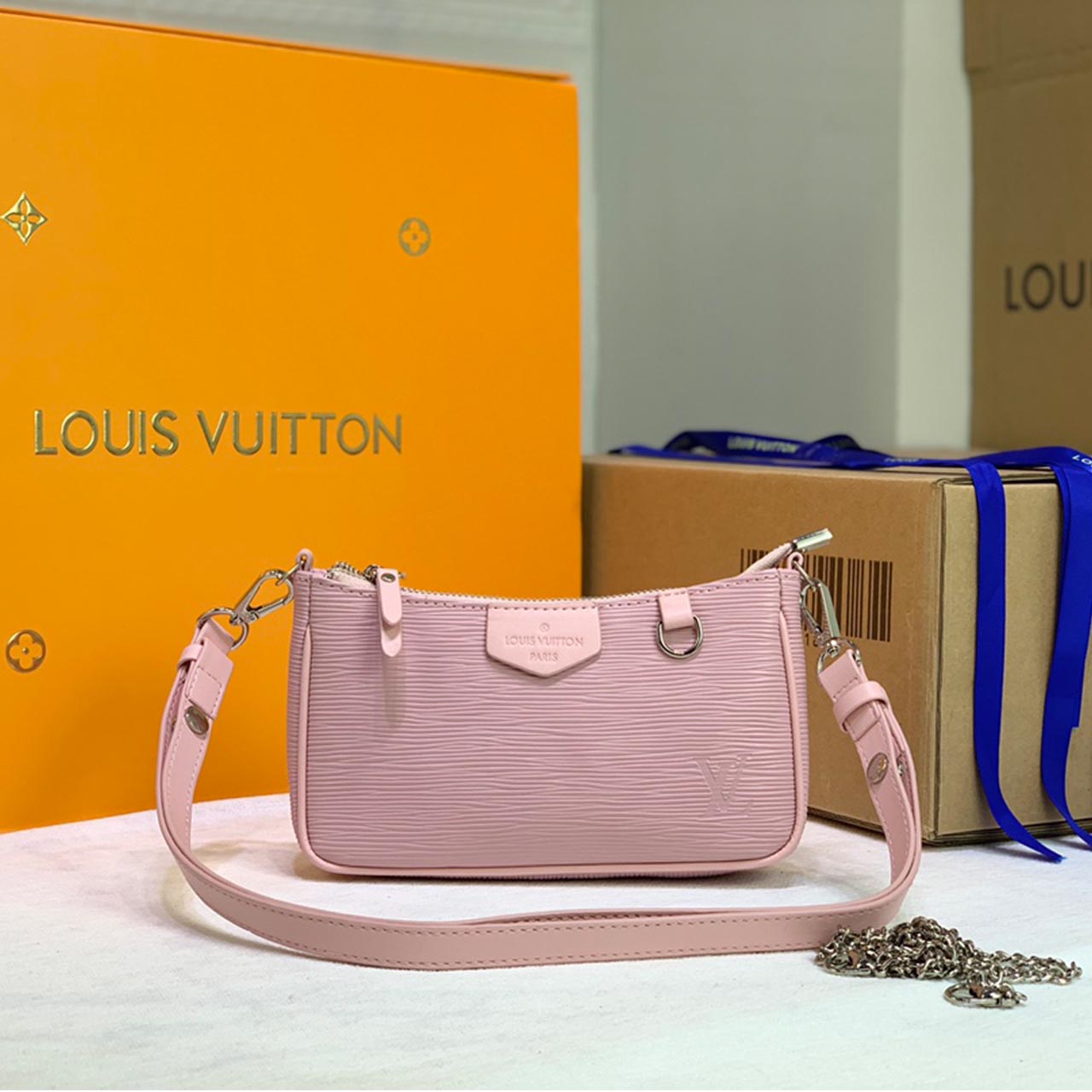 Louis Vuitton Easy Beutel auf Gurt Pink/Blue M80483/M80480