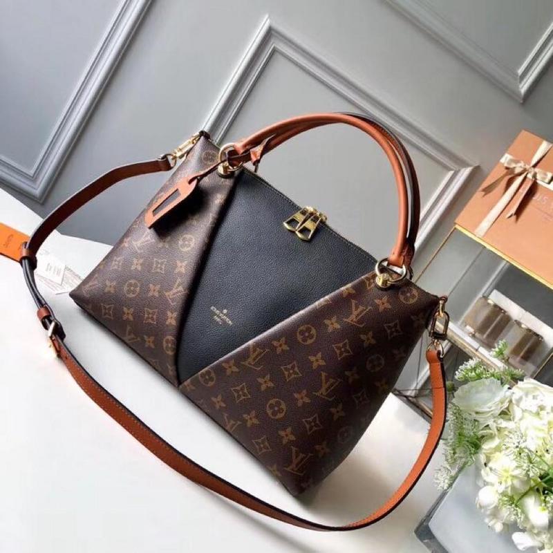 Louis Vuitton gegen TOTE MM M43949