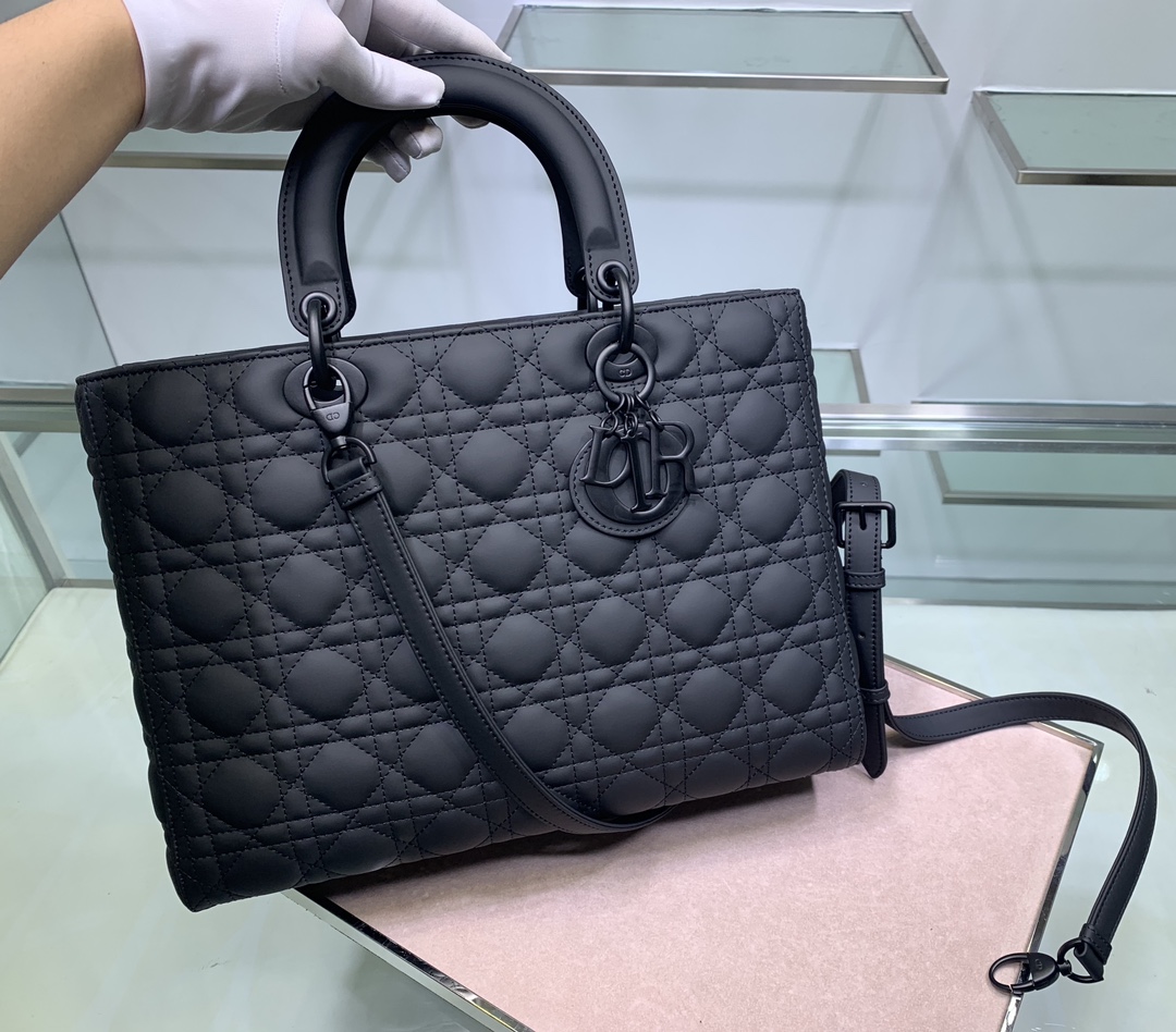 Dior Aaa-Large Lady D Taschen