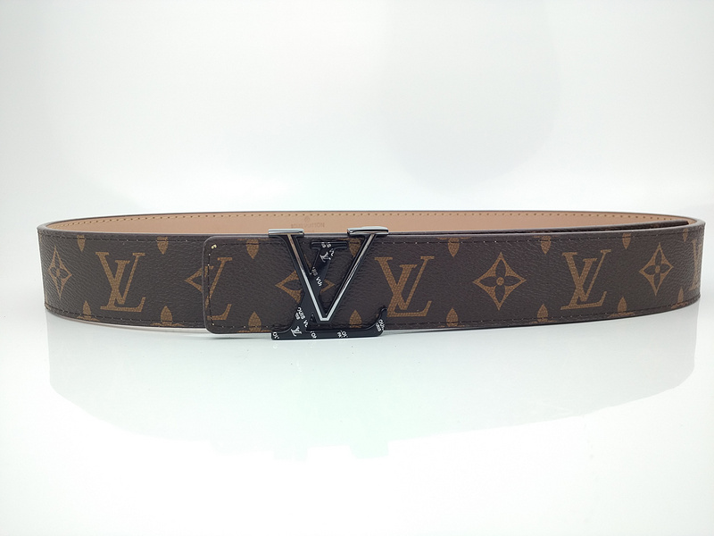 Louis Vuitton Belt L172-75 38 mm Silber