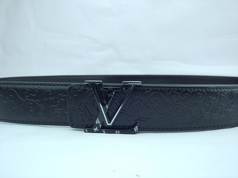 Louis Vuitton Belt L153-75 38 mm Silber