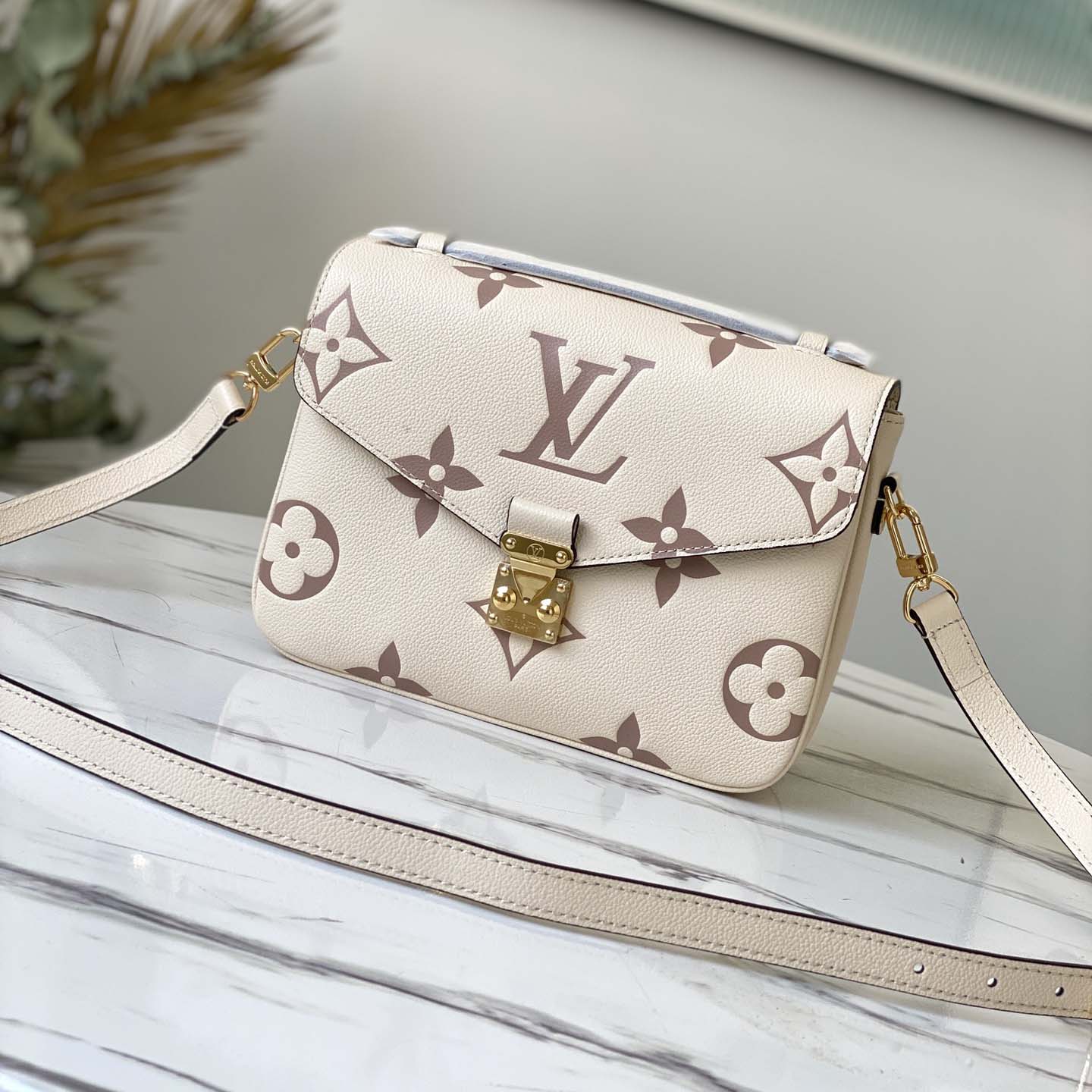 Louis Vuitton Aaa-Poten-Metis-Creme