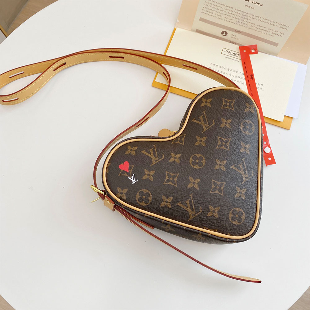 Louis Vuitton Spiel auf Caur M57456