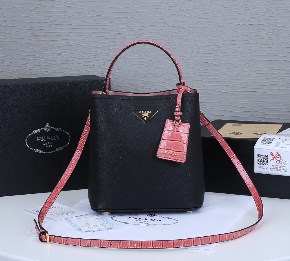 Prada Spectrum Ledertasche 20fw