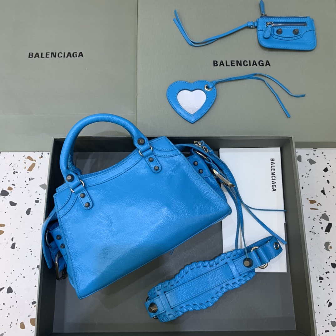 Balenciaga 700940210b Neo Cagole City Handtasche in der Sky Blue Arena Lambskin