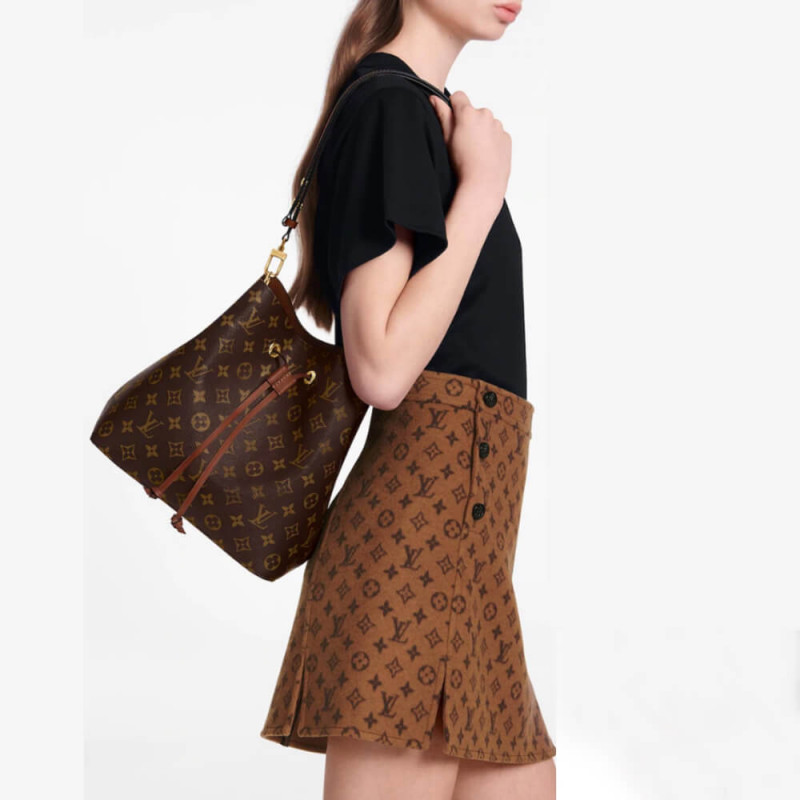 Louis Vuitton Monogramm Leinwand Neonoe M44021