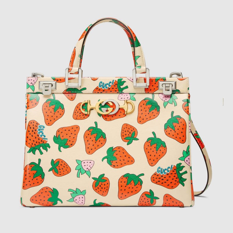 Gucci Zumi Strawberry Print Medium Top Grifftasche 564714