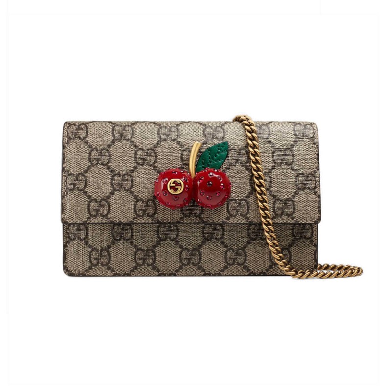 Gucci GG Supreme Mini Beutel mit Kirschen PM 481291