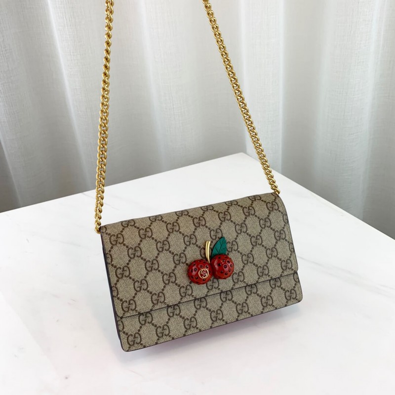 Gucci gg Supreme Mini Beutel mit Kirschen MM 481290