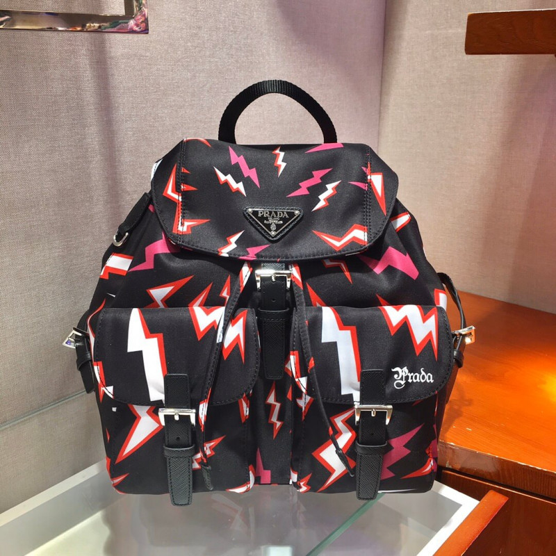 Prada Lightning Print Nylon großer Rucksack 1BZ811