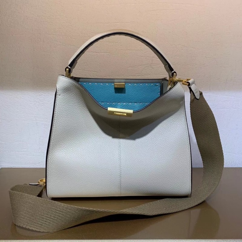 Fendi Medium Peekaboo X-Lite-Tasche 8BN310