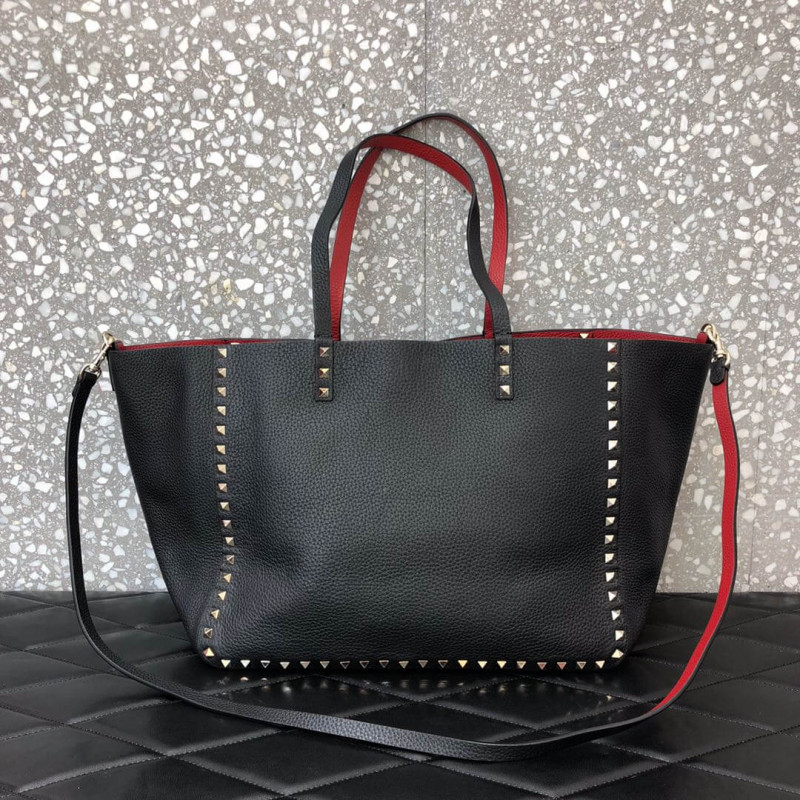 Valentino Garavani Medium Double Rockstud Reversible Tasche 0067J Schwarz/Rot