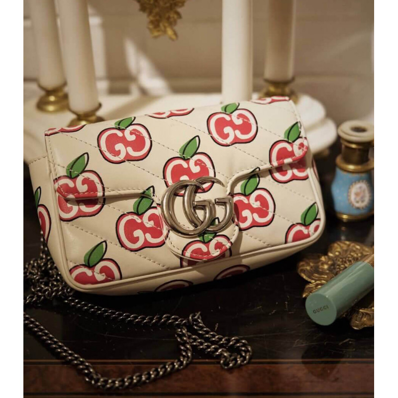 Gucci GG Apfeldruck Super Mini Tasche 476433