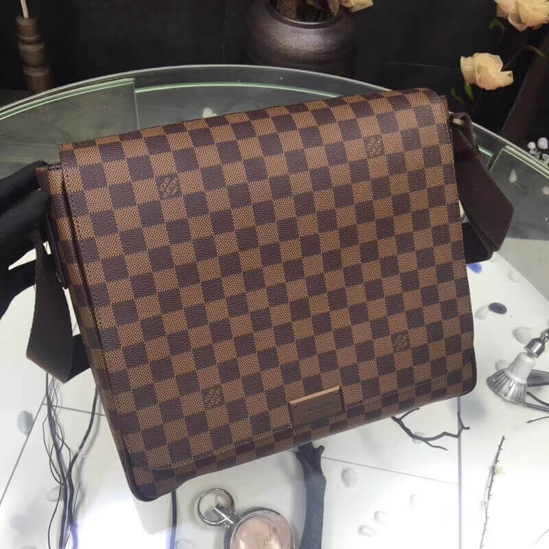 Louis Vuitton Damier Ebene Canvas Distrikt MM N41213