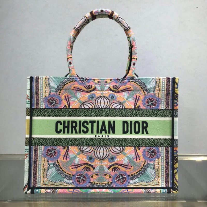 Dior Small Book Tote Multicolor in Lichtern Stickerei M1296