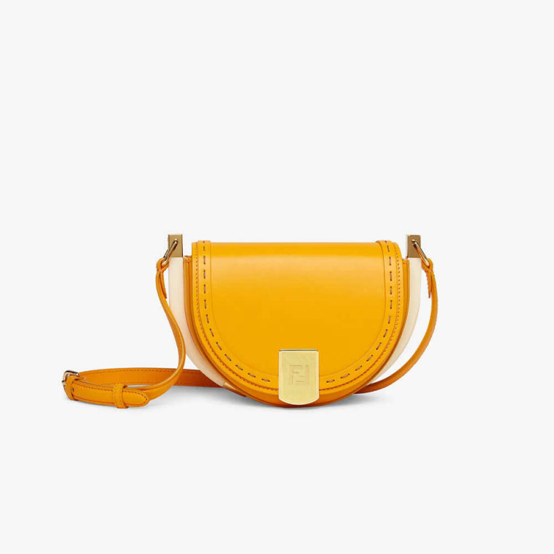 Fendi Mini Mondlicht Crossbody Taschen 8BT346