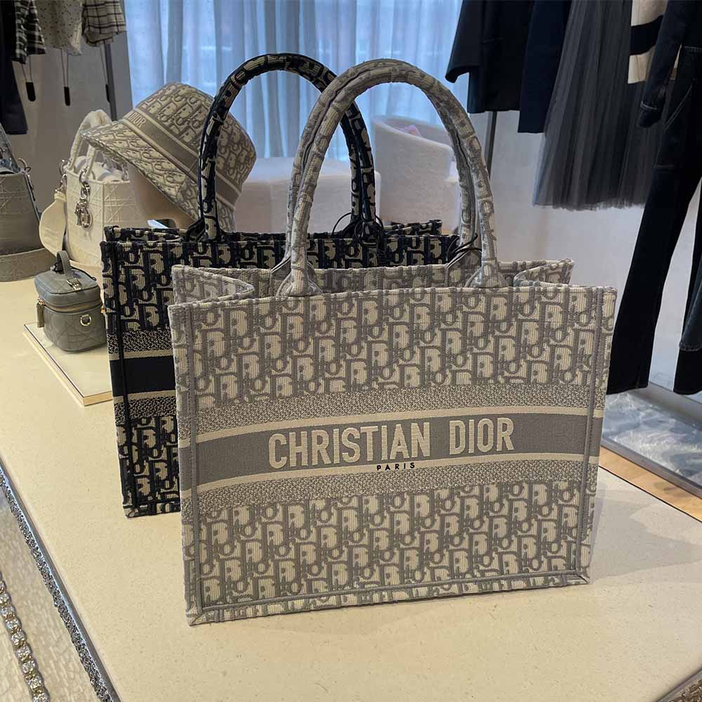 Dior Oblique Book Tote 42/36 cm